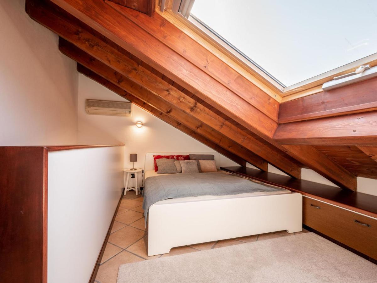 Apartment Borgo San Giulio By Interhome เปตเตนาสโก ภายนอก รูปภาพ